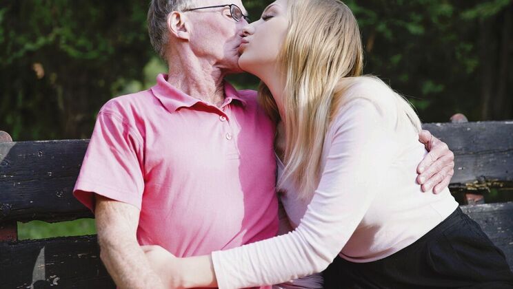 [Oldje] - Cum Swallowing with Haley Hill and John