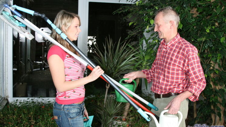 [Oldje] - Cum In Old Mouth