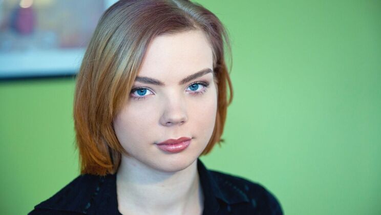 [Oldje] - Blonde Bombshell Sofia Corrects Old Sins