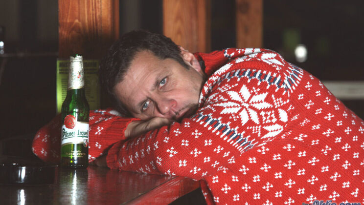 [Oldje] - Old Man Fucks Young Waitress - Sherman - Defrancesca Gallardo