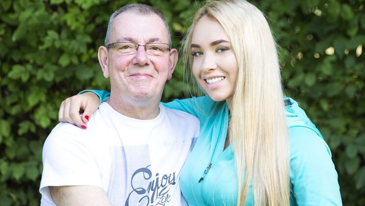 [Oldje] - Briana Bounce's Wet and Wild Ride - Briana Bounce - Bryn