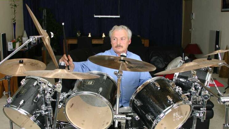 [Oldje] - Gustavo's Natural Tits Babe - Valerie - Gustavo