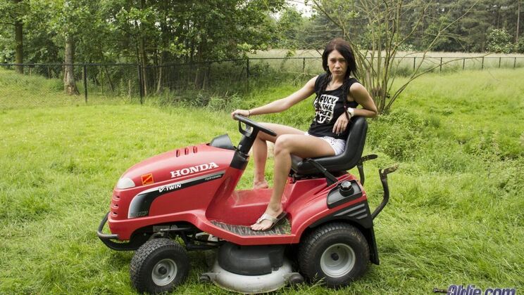 [Oldje] - Farmer's Wild Dream - Erika Bellucci - Attilah