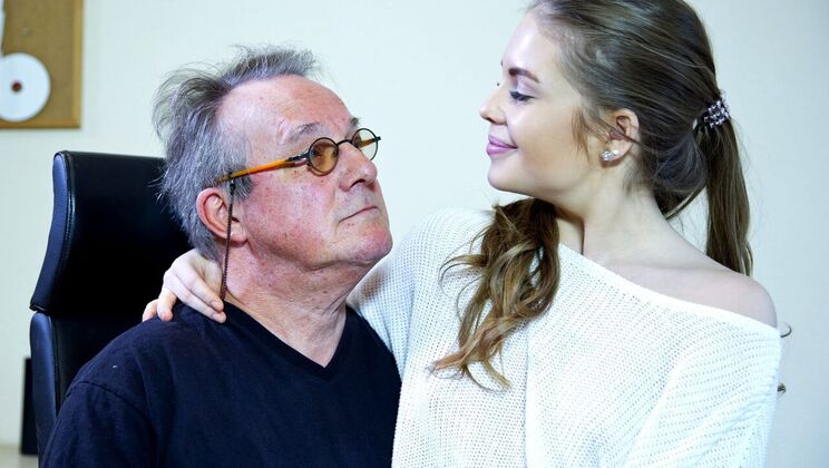 [Oldje] - Old Man's Secret Desire: Young Blonde's Blowjob - Alessandra Jane - Harry