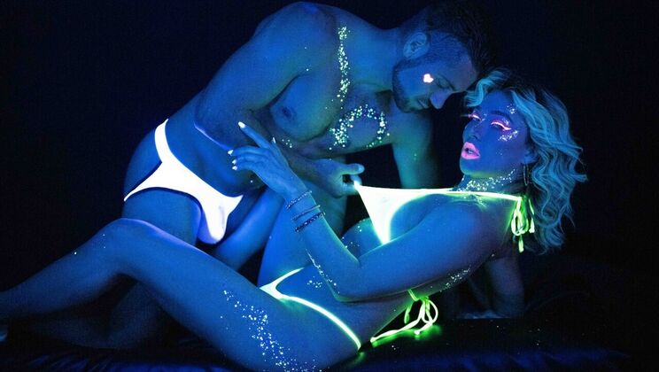 Cowgirl Riding Dante Colle's Cock