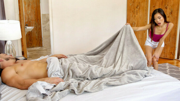 Asian Teen Stepsis Persuades Stepbro