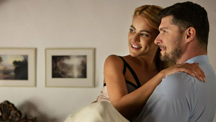 [SexArt] - Czech Blonde Cherry Kiss Gets Pussy Licked