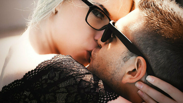 Natural Tits Summer Sex Video 2017