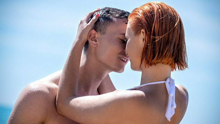 [SexArt] - Love by the Beach, a Sensual Experience - Charlie Dean - Dolly Dyson