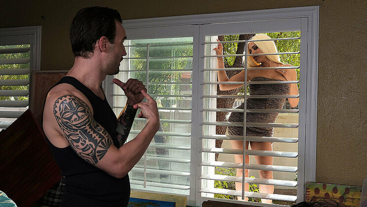 [NeighborAffair] - Living Room Sex with Big Titted Latina Luna Star