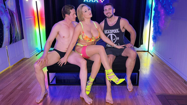 [MYLFXSeries] - Big Ass Blonde in FFM Threesome