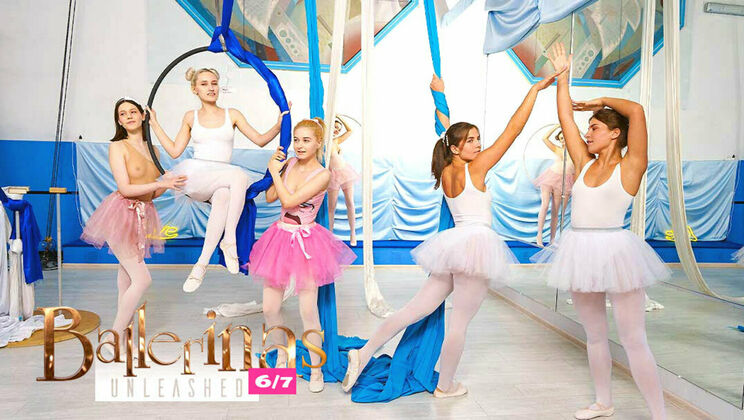 [ClubSweethearts] - Short Hair Babes in Kissing Action - Margo von Teese - Alexis Wilson - Sofia Sey - Luna Ray - Aurora Heat - Sara Heat