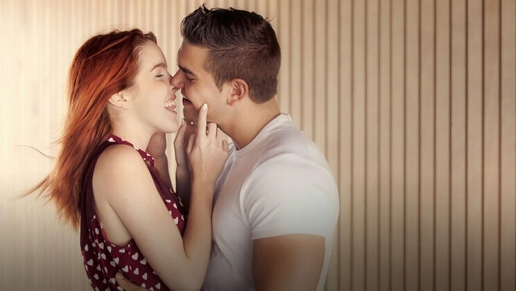 [SexArt] - Amarna Miller's Passionate Encounter - Juan Lucho - Amarna Miller