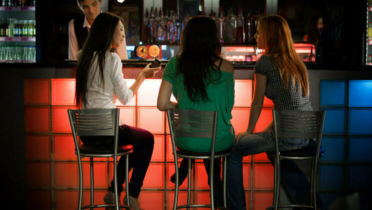 [SexArt] - Fingering and Close-Up - Paula Shy - Daniel G