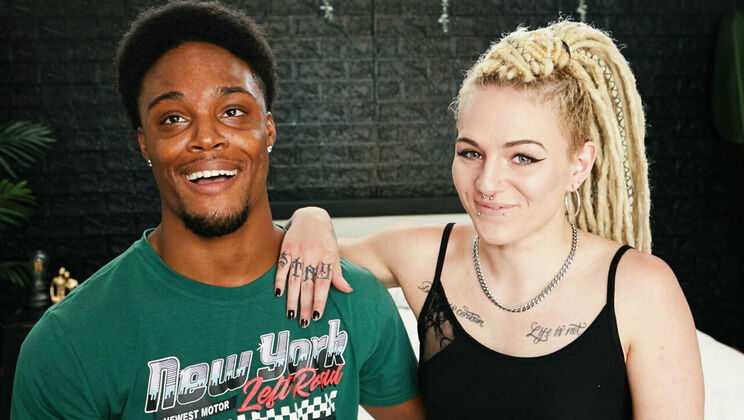 [HotGuysFuck] - New Stud Roy Phillips Shares Secret with Charlie Moore - Roy Phillips - Charlie Moore