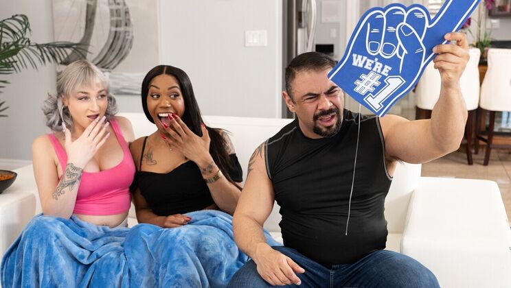 [TransAngels] - Shemale Frenzy with Leilani Li - Leilani Li - Haven Rose