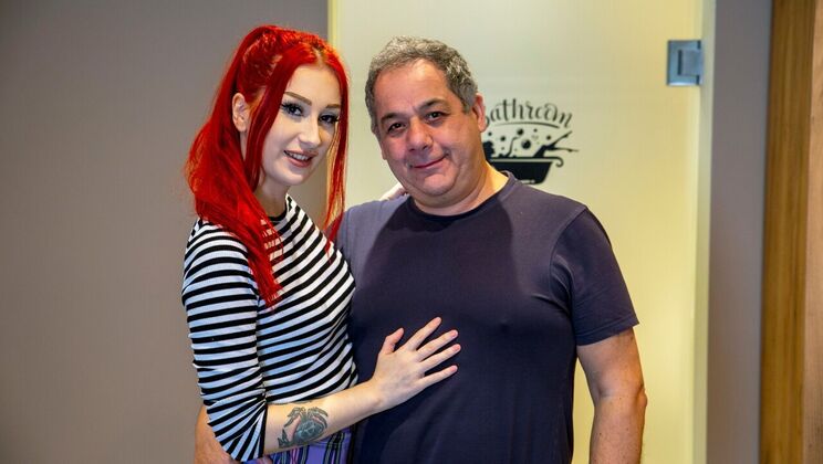 [Oldje] - Gigi and George's Intimate Shower Moment - Gigi Rouge - George Rex