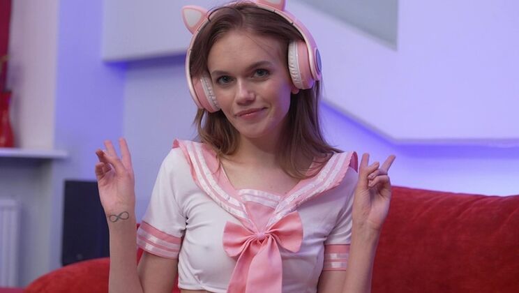 Deepthroat and Facial for Young Babe