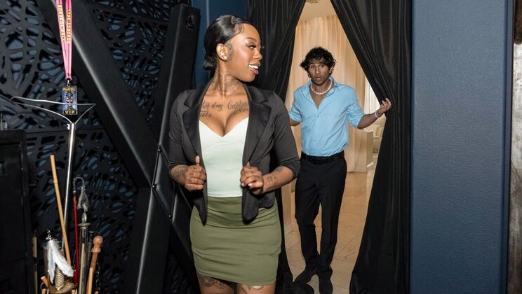 [LookAtHerNow] - Realtor's Bubble Butt Pleasure - Baby Gemini - Zane Walker