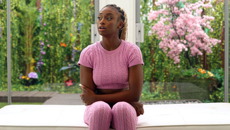 Amazonia's Fingering Frenzy