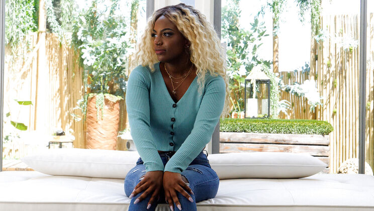 [CastingCouchHD] - Naomi Gets Tested in Sex Audition - Naomi