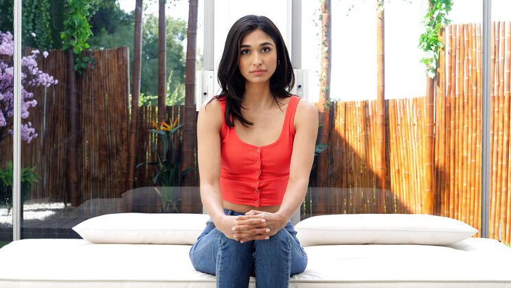 Blowjob Babe Reina Auditions