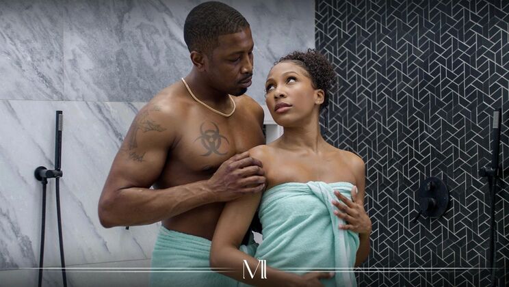 [ModernDaySins] - Spied on in the Shower: Interracial Fun - Isiah Maxwell - Olivia Jay