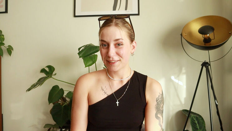 Sexy Lucy's Wildest Dream - Ersties Babe