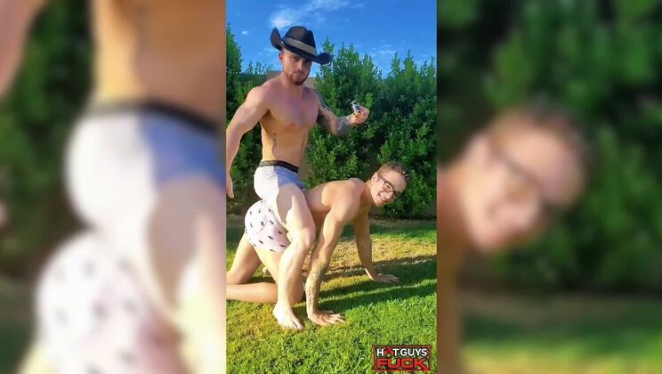 Behind The Scenes Flashback: Hot & Heavy