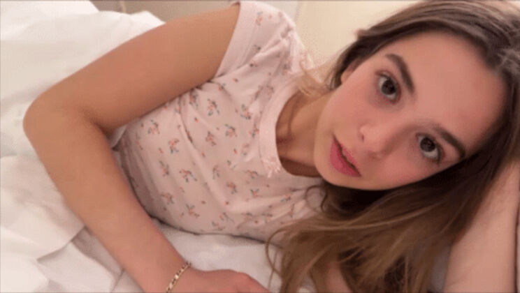 [FamilyTherapy] - 19-Year-Old Stepsister Molly Little Gets Creampie in POV Sex - Molly Little