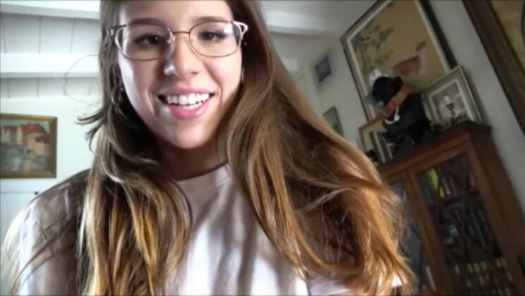 [PerfectGirlfriend] - Big Butts and Cuddles with Isabel - Isabel Moon