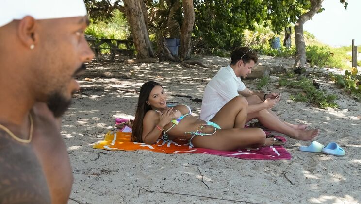 [RKPrime] - Anal Sex Outdoor: Bae's Bubble Butt Takes a Pounding - Dickdealer Don - Brandy Salazar