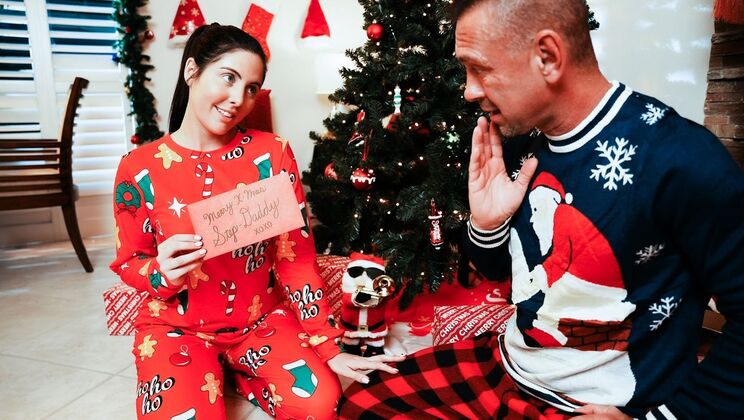 [MyPervyFamily] - Old and Young: Stepdad Unwraps Stepdaughter for Pussy to Mouth - Theodora Day - Peter Fitzwell