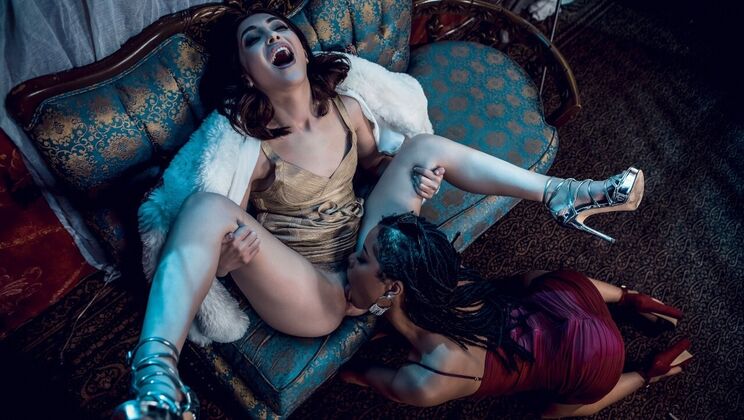 [DigitalPlayground] - G-String Girls: Lesbian Fun - Jane Wilde - Kira Noir