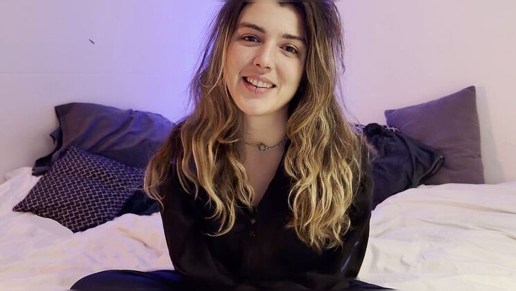 Gia G Applies for Sarah's Anal Virginity